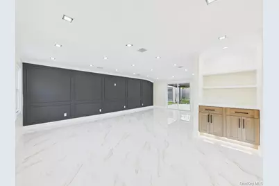 49 Griddle Lane, Levittown, NY 11756 - Photo 13