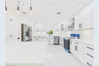 49 Griddle Lane, Levittown, NY 11756 - Photo 5