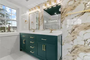 71 Cedar St, Hicksville, NY 11801 - Photo 25