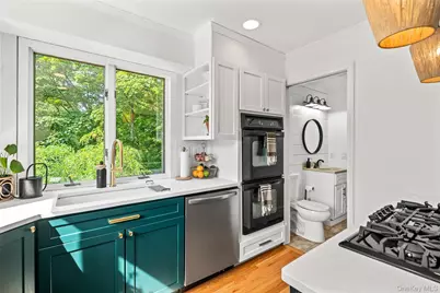 10 Holiday Lane, Greenwood Lake, NY 10925 - Photo 15