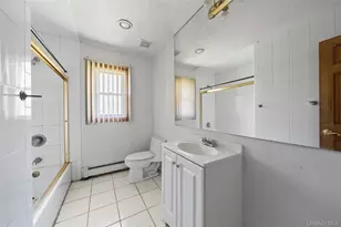 2986 Valley Rd, Wantagh, NY 11793 - Photo 13