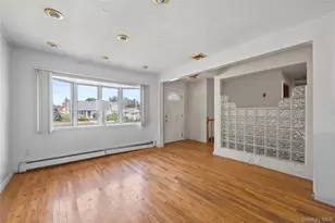 2986 Valley Rd, Wantagh, NY 11793 - Photo 5