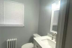 39 Redmond Ave, Bay Shore, NY 11706 - Photo 7