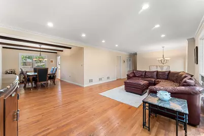 114 Oxford Road, New Rochelle, NY 10804 - Photo 5