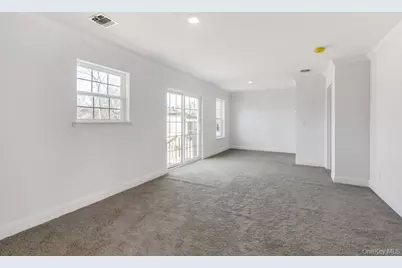 N/C Ronkonkoma Avenue, Ronkonkoma, NY 11779 - Photo 15