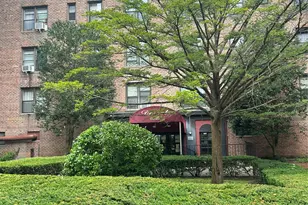 83-25 98th St, Woodhaven, NY 11421 - Photo 3