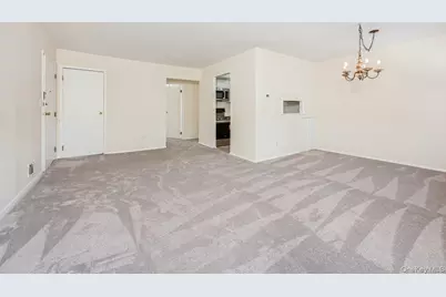 15 Essex Place #15K, Yorktown Heights, NY 10598 - Photo 9