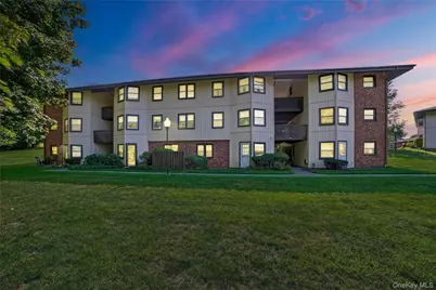 15 Essex Place #15K, Yorktown Heights, NY 10598 - Photo 13