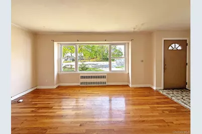 539 Mitchell Street, Uniondale, NY 11553 - Photo 3
