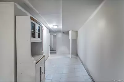 10312 114th Street, Richmond Hill, NY 11419 - Photo 9