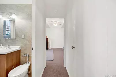 1595 Metropolitan Avenue #7D, Bronx, NY 10462 - Photo 17