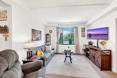 1595 Metropolitan Avenue #7D, Bronx, NY 10462 - Photo 3