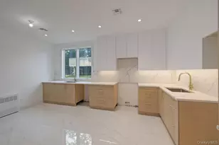 27 Ellish Pkwy, Spring Valley, NY 10977 - Photo 7