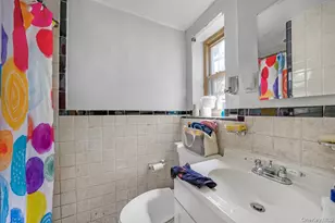 4634 Carpenter Ave, Bronx, NY 10470 - Photo 29