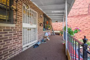 4634 Carpenter Ave, Bronx, NY 10470 - Photo 5