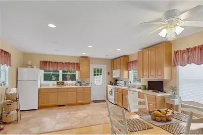 320 N Terrace Avenue, Mount Vernon, NY 10550 - Photo 7