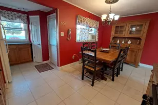 78 E Seacrest Ave, Lindenhurst, NY 11757 - Photo 5