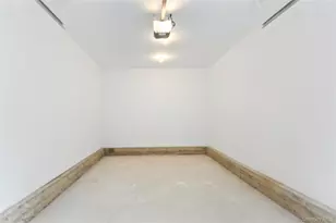 111 Fairfield Ave, Port Washington, NY 11050 - Photo 21