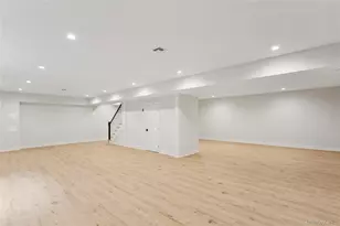 111 Fairfield Ave, Port Washington, NY 11050 - Photo 17