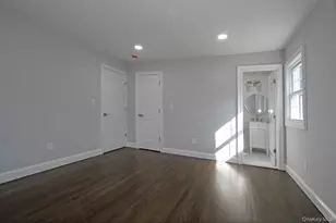 16 Eleanor Rd, Plainview, NY 11803 - Photo 15