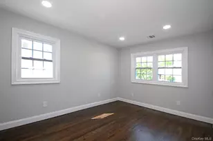 16 Eleanor Rd, Plainview, NY 11803 - Photo 17