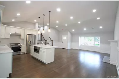 16 Eleanor Road, Plainview, NY 11803 - Photo 5