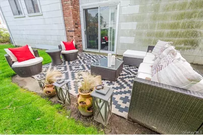 77 Tioga Avenue, Atlantic Beach, NY 11509 - Photo 23