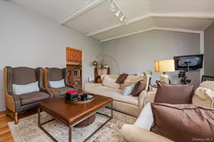 77 Tioga Ave, Atlantic Beach, NY 11509 - Photo 5