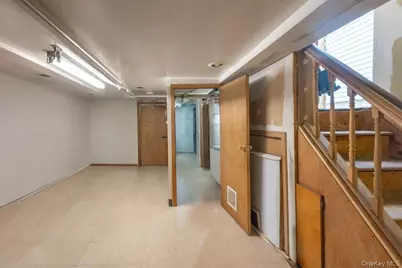 15824 75th Road, Flushing, NY 11366 - Photo 11