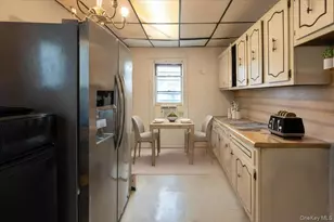 158-24 75th Rd, Flushing, NY 11366 - Photo 7