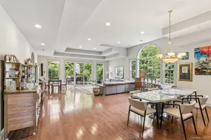 382 Altessa Blvd, Melville, NY 11747 - Photo 9