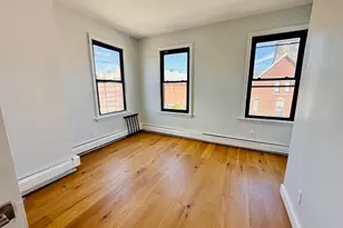 97 Waverly St, Yonkers, NY 10701 - Photo 9