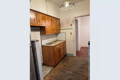 2925 Matthews Avenue #4C, Bronx, NY 10467 - Photo 5