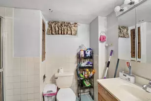 9 Melville Rd N, Huntington Station, NY 11746 - Photo 7