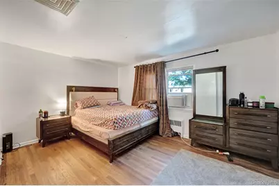 9 Melville Rd N, Huntington Station, NY 11746 - Photo 9