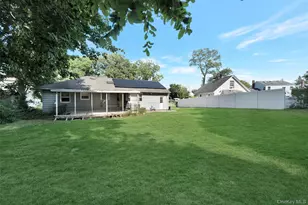 9 Melville Rd N, Huntington Station, NY 11746 - Photo 13