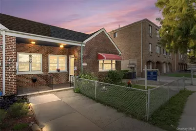 1049 Huntington Avenue, Bronx, NY 10465 - Photo 15