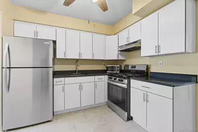 1049 Huntington Avenue, Bronx, NY 10465 - Photo 5