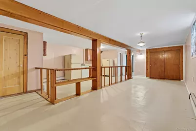 1049 Huntington Avenue, Bronx, NY 10465 - Photo 13