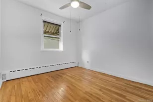 1049 Huntington Ave, Bronx, NY 10465 - Photo 11