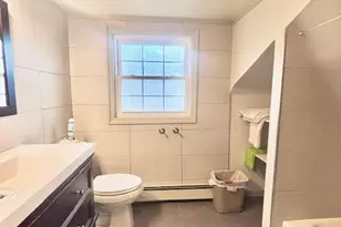 573 Fairway Dr, Woodmere, NY 11598 - Photo 15