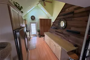 17 Somerset Ave, East Islip, NY 11730 - Photo 25