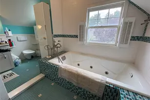 17 Somerset Ave, East Islip, NY 11730 - Photo 29