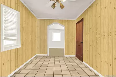 692 Beck Street, Hempstead, NY 11553 - Photo 9