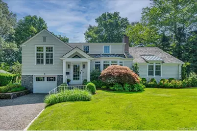 33 Pryer Lane, Larchmont, NY 10538 - Photo 1