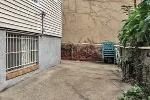 23-08 31st Dr, Astoria, NY 11106 - Photo 27