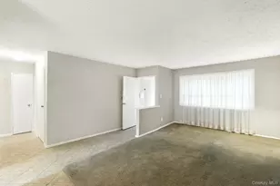 15-63 212th St, Bayside, NY 11360 - Photo 5