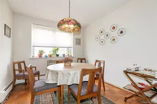 10 Ipswich Ave, Great Neck, NY 11021 - Photo 17