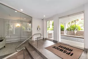 10 Ipswich Ave, Great Neck, NY 11021 - Photo 5