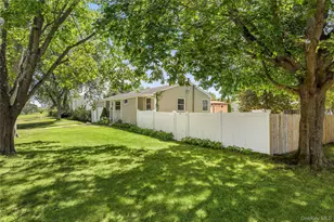 1600 Fire Ave, Medford, NY 11763 - Photo 17